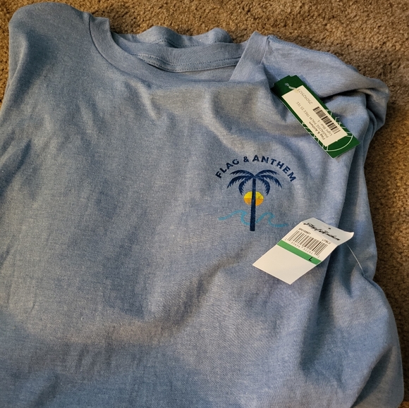 T-shirt - Picture 1 of 3